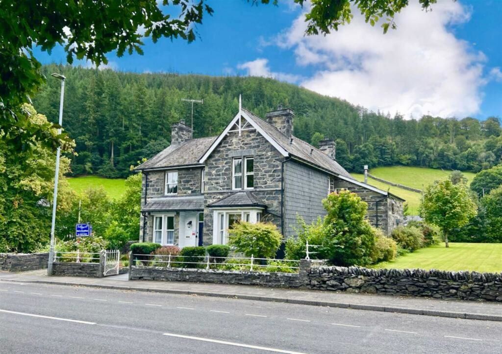 7 bed detached house for saleBod Gwynedd, Holyhead Road, Betws-Y-Coed, Conwy LL24