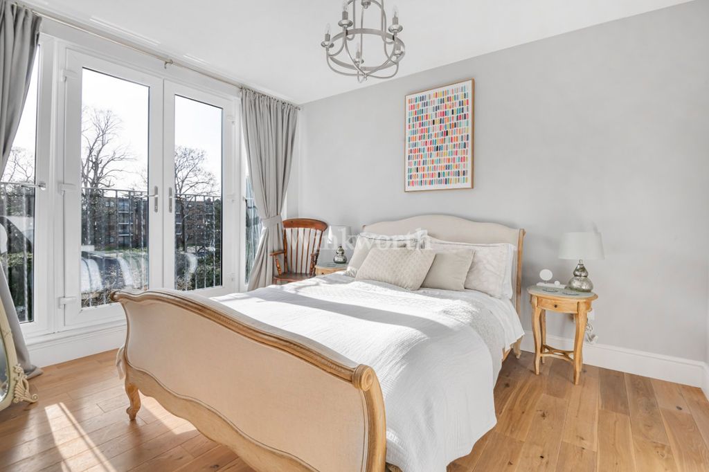 Additional image 7 of 5 bed detached house for saleThe Mead, Beckenham BR3