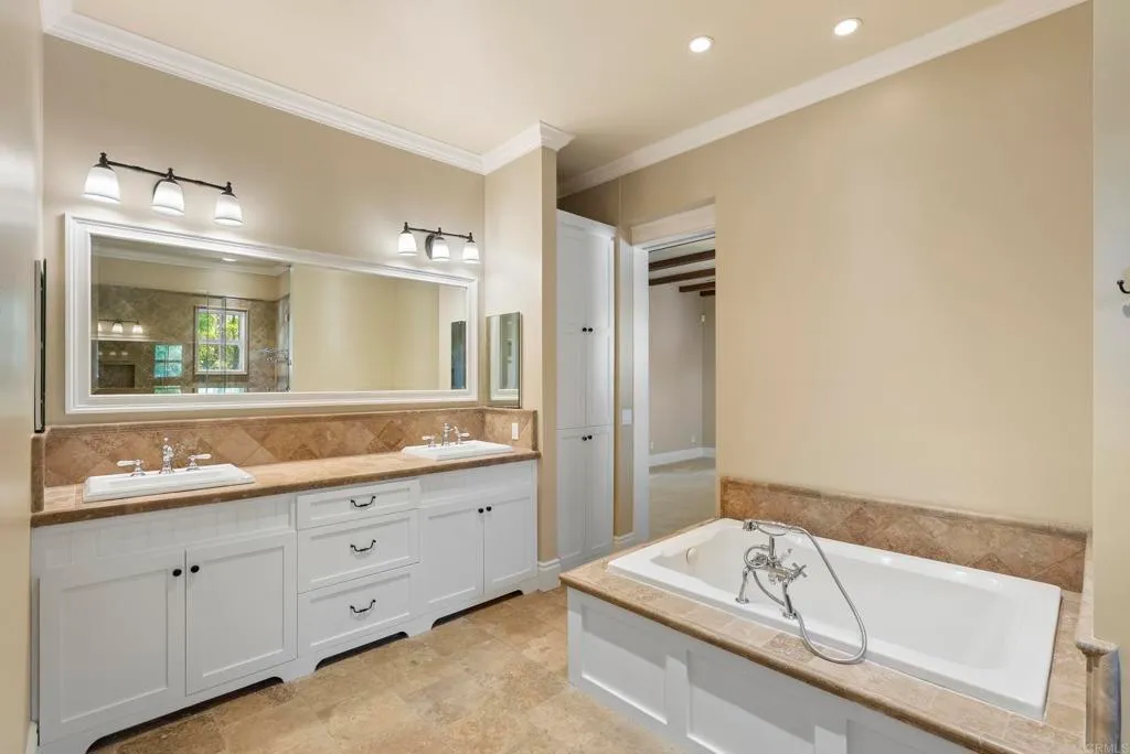 Additional image 88 of 16631 Valle Verde Rd, Poway, CA 92064