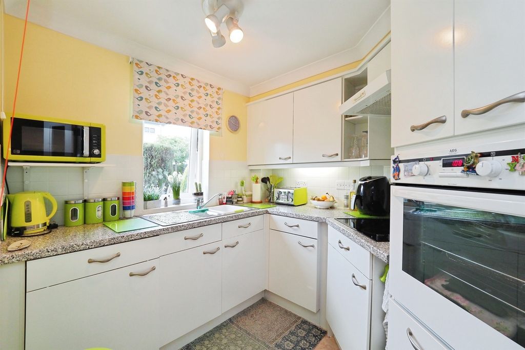 Additional image 15 of 1 bed flat for saleKedleston Close, Belper DE56