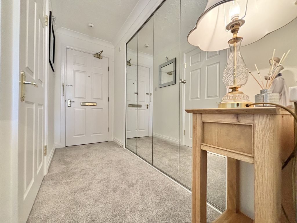 Additional image 15 of 2 bed flat for saleAshton Garden Court, St Andrews Road North, Lytham St Annes FY8