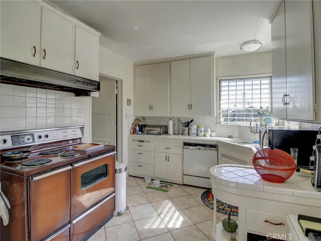 Additional image 30 of 4637 Presidio Drive, View Park, CA 90008
