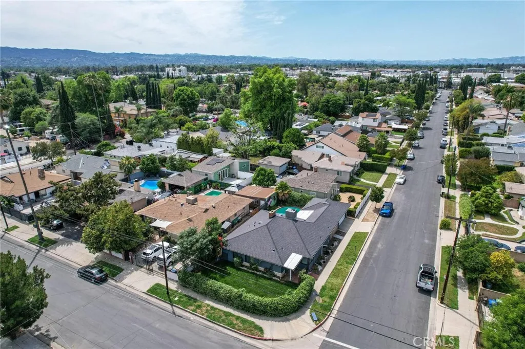 Additional image 29 of 7027 Gloria Avenue, Lake Balboa, CA 91406