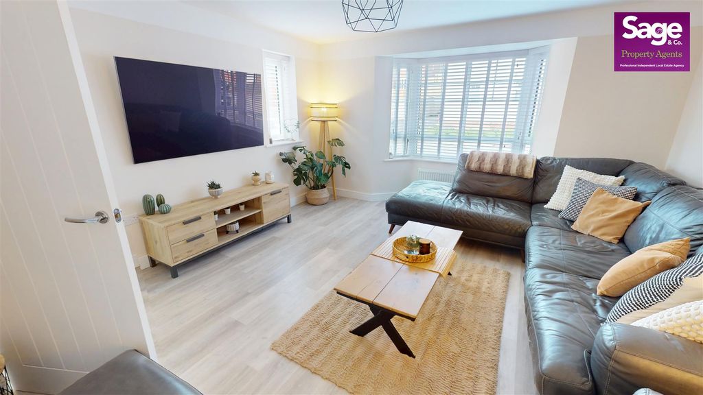 Additional image 4 of 4 bed detached house for saleHeol Lowri, Pontrhydyrun, Cwmbran NP44