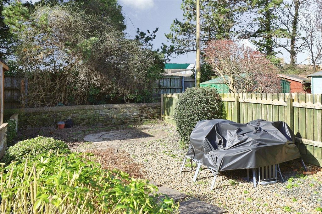 Additional image 9 of 1 bed flat for salePark Avenue, Bideford, Devon EX39