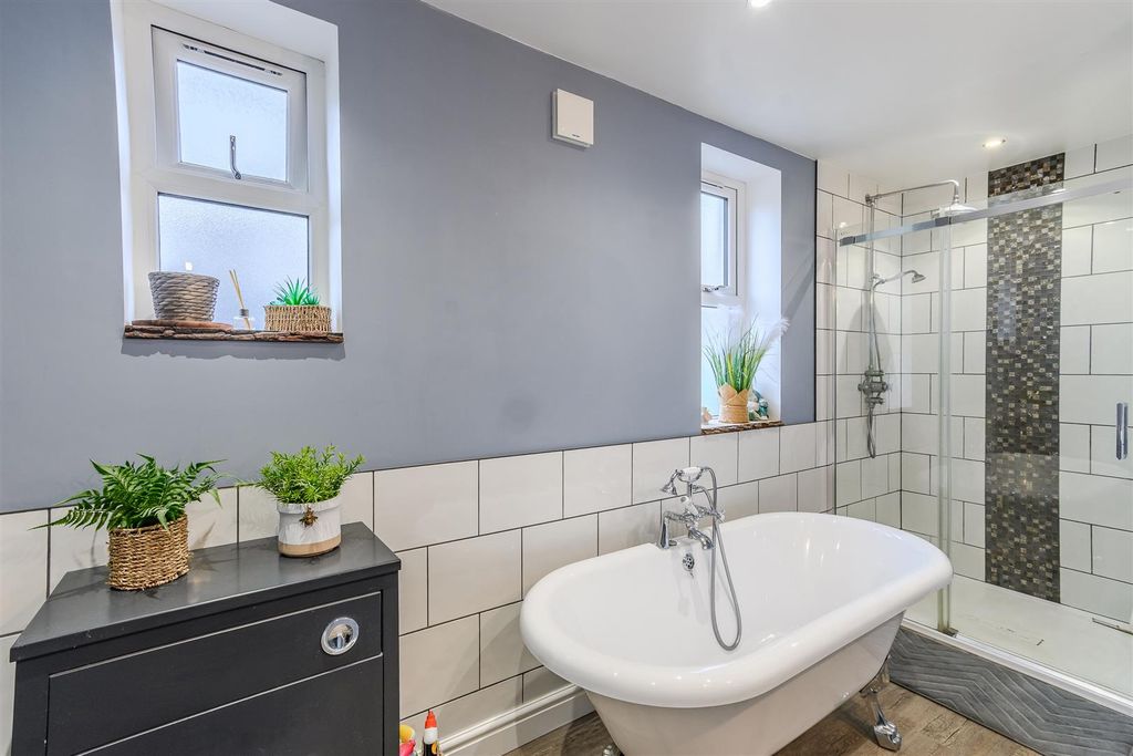 Additional image 10 of 5 bed end terrace house for saleWindsor Road, Barry CF62