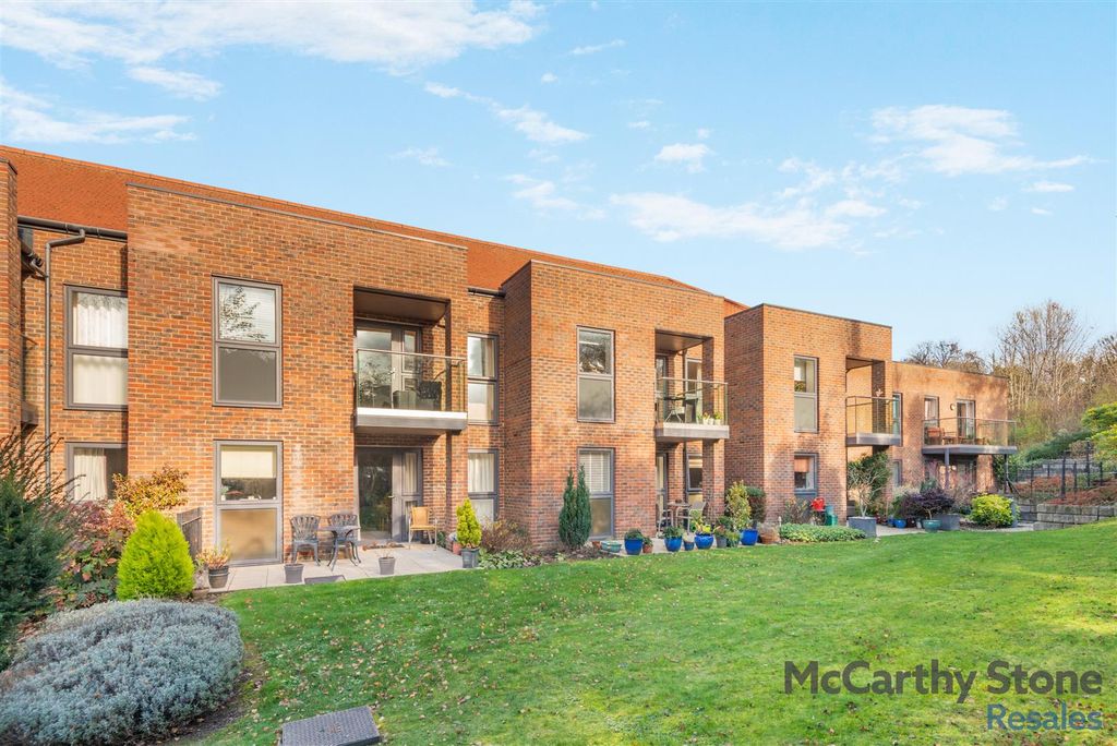 Additional image 23 of 2 bed flat for saleAusten Place, Lower Turk Street, Alton GU34