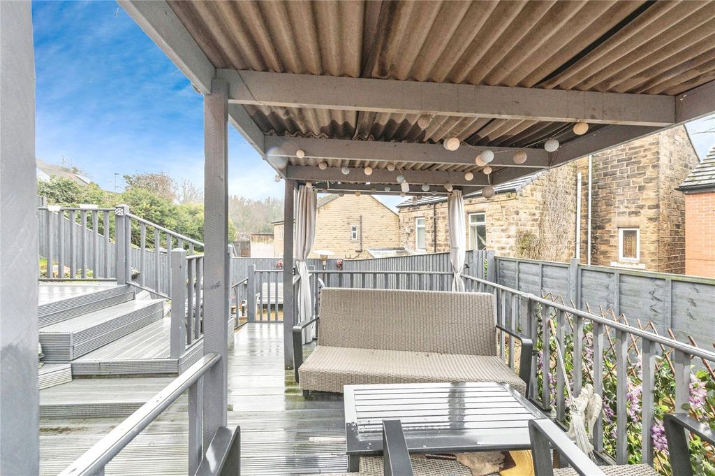 Additional image 7 of 4 bed detached house for saleBridle Street, Soothill, Batley, West Yorkshire WF17