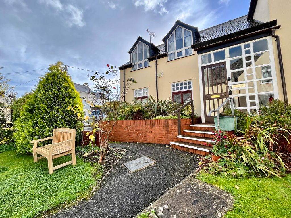 Additional image 4 of 2 bed flat for saleEast Street, Okehampton, Devon EX20