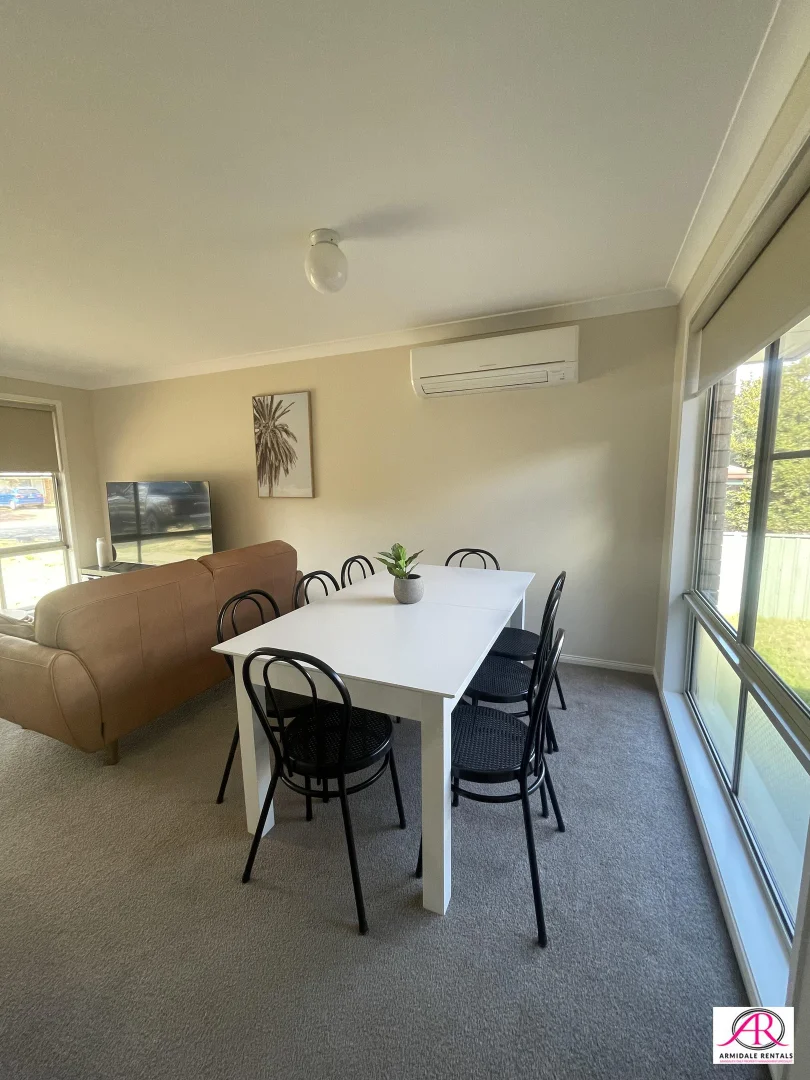 Additional image 4 of 8 Fiona Place, Armidale NSW 2350