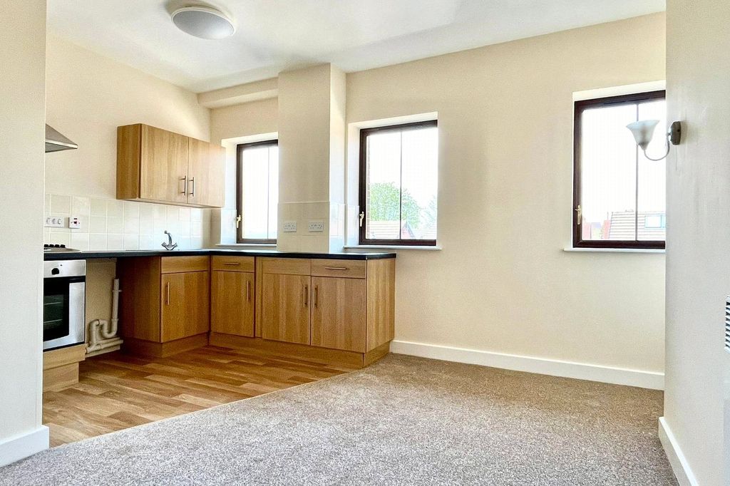 Additional image 6 of 2 bed flat for saleSpringwood Gardens, Belper, Derbyshire DE56