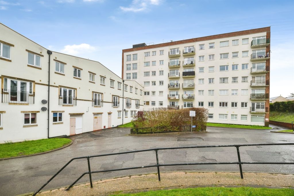 Additional image 18 of 3 bed flat for saleClaymond Court, Stockton-On-Tees TS20