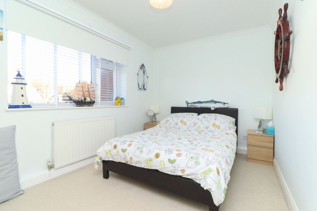 Additional image 11 of 2 bed flat for saleMinnis Road, Birchington, Kent CT7
