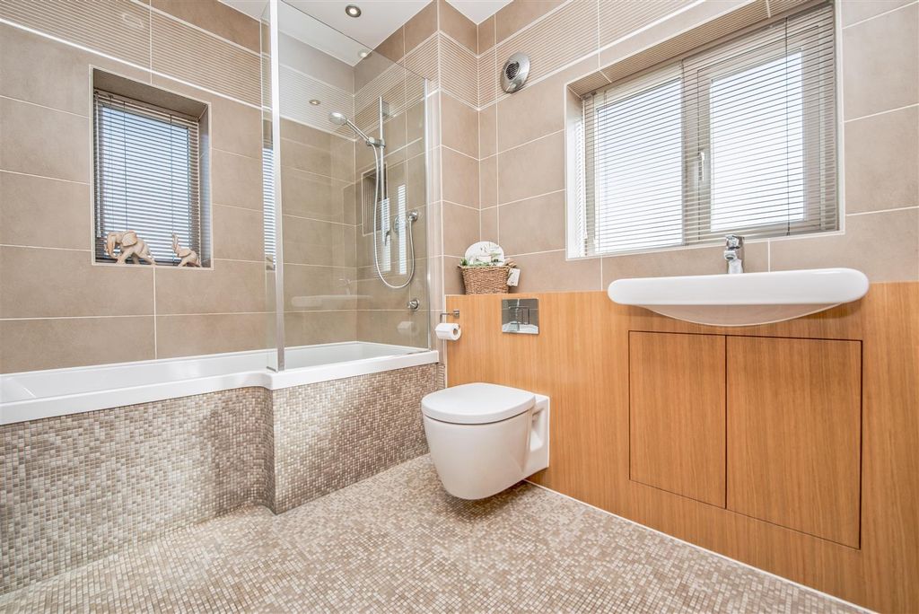 Additional image 18 of 4 bed detached house for saleGreenhill Lane, Wortley, Leeds LS12