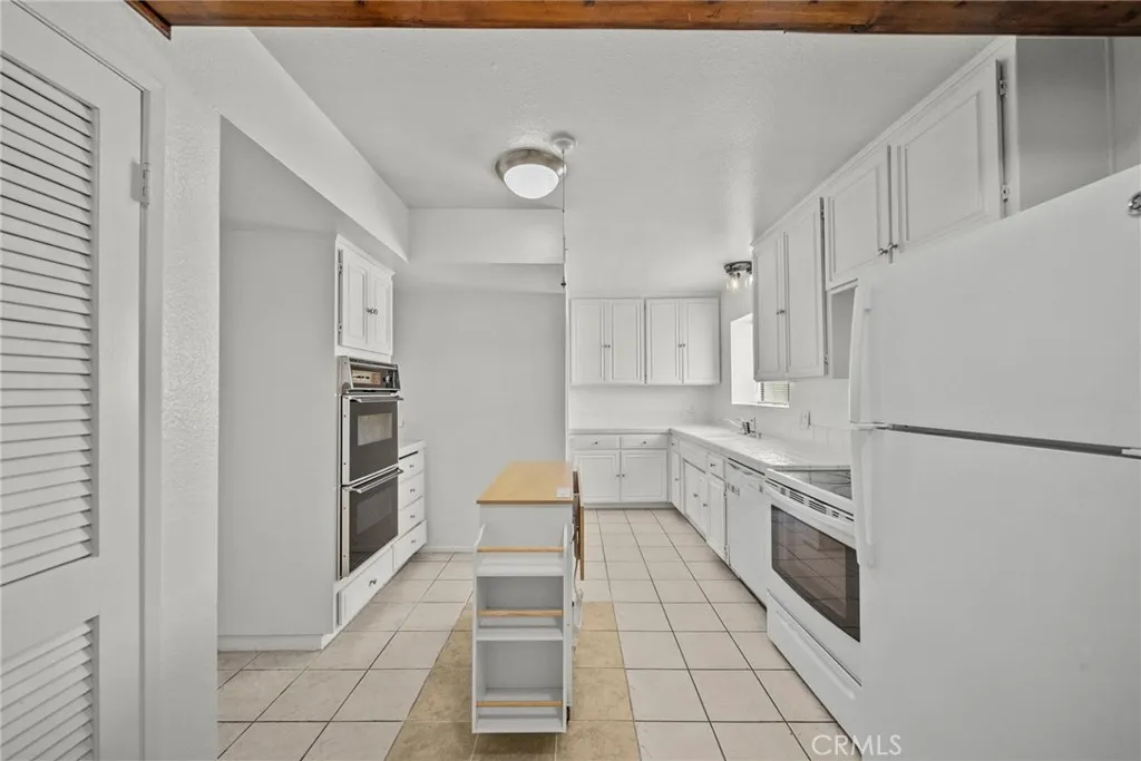 Additional image 39 of 22647 Margarita Dr, Woodland Hills, CA 91364