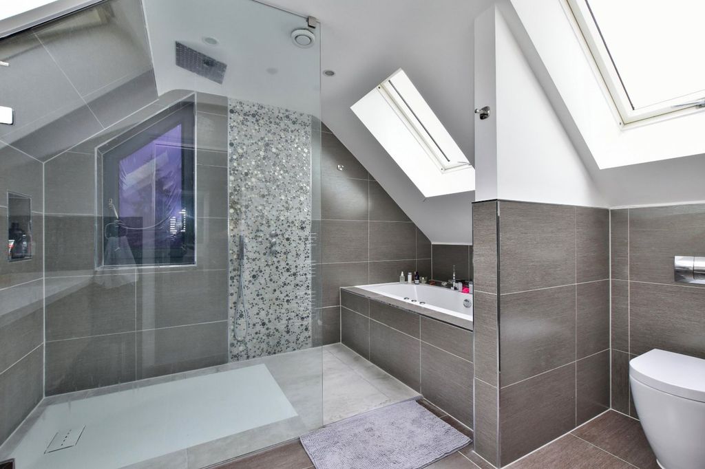 Additional image 21 of 4 bed detached house for saleAdrian Road, Abbots Langley WD5