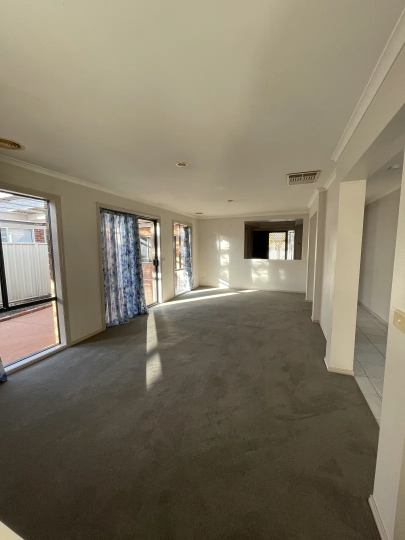 Additional image 13 of 3 Ranmore Grove, Caroline Springs VIC 3023