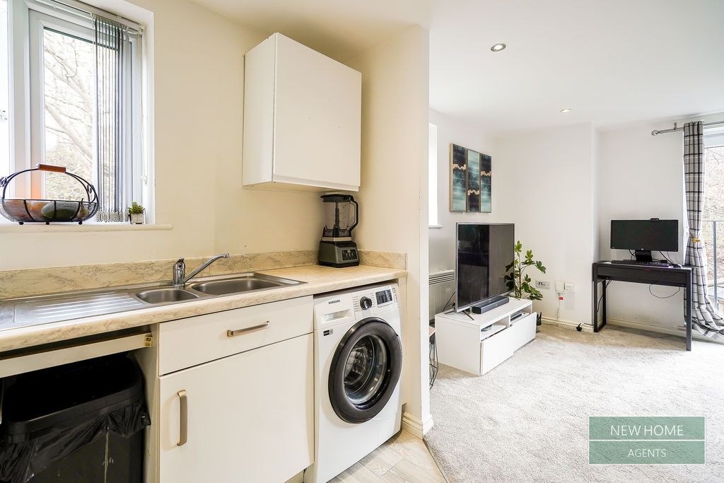 Additional image 6 of 2 bed flat for saleWhitstable Mews, Wortley, Leeds LS12