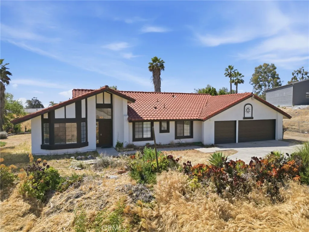 Additional image 2 of 18085 Golden Leaf Lane, Riverside, CA 92504