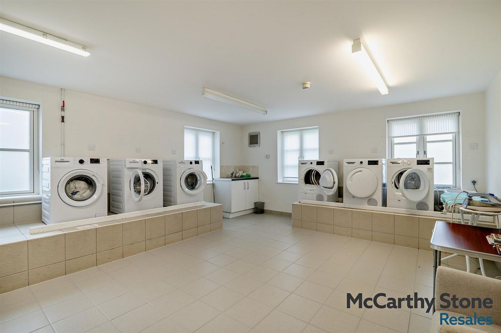 Additional image 9 of 1 bed flat for saleBarnhill Court, Barnhill Road, Chipping Sodbury, Bristol BS37