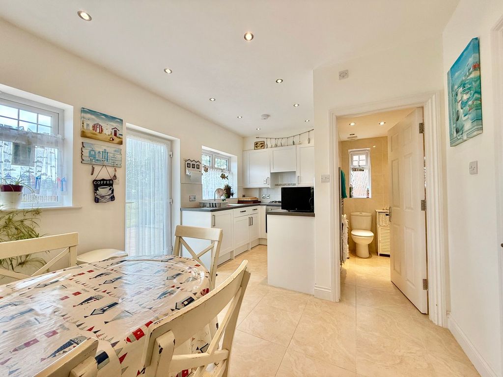 Additional image 31 of 7 bed detached house for salePotmans Lane, Bexhill On Sea TN39