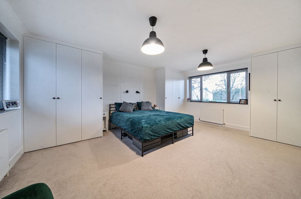 Additional image 17 of 4 bed semi-detached house for saleWhitedown Lane, Alton GU34
