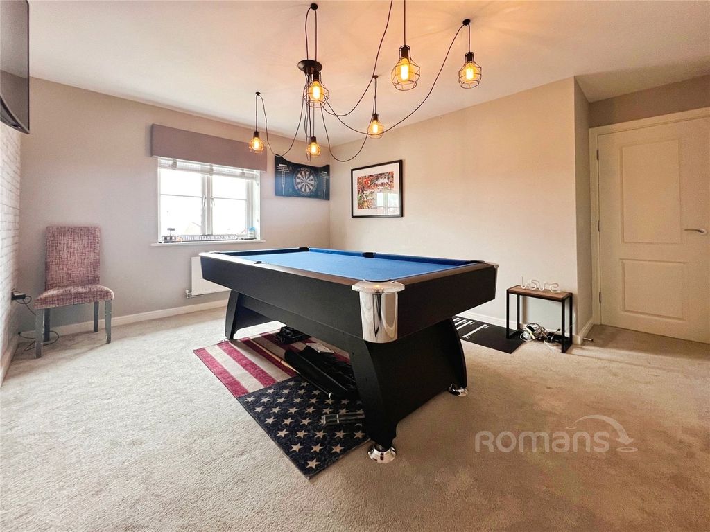 Additional image 22 of 5 bed town house for saleFrench Drive, Wellesley, Aldershot GU11