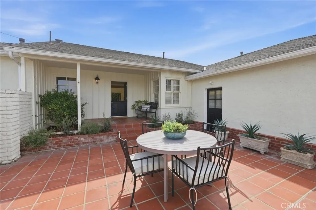 420 Via Malaga, Redondo Beach, CA 90277 photo 4