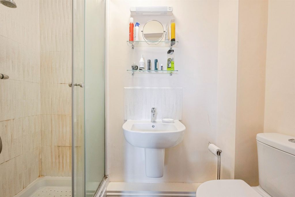 Additional image 16 of 2 bed flat for saleCarr House Road, Hyde Park, Doncaster DN4