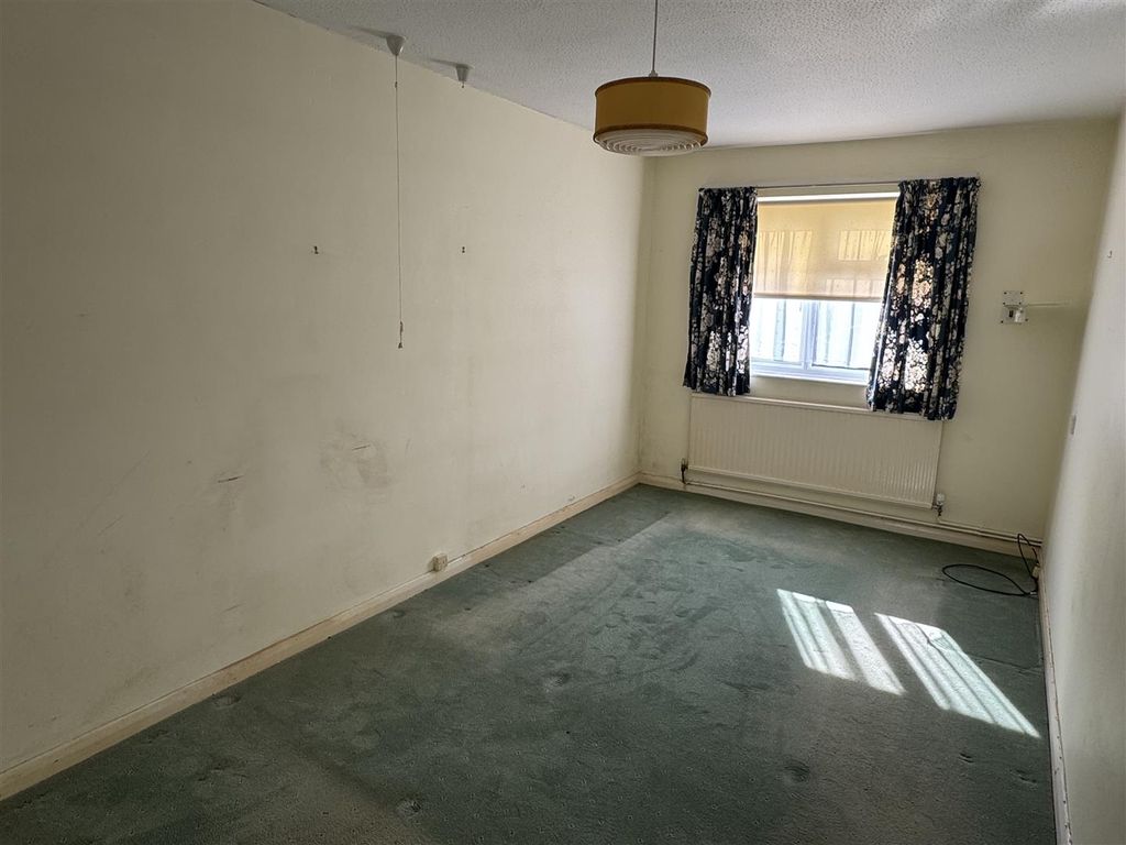 Additional image 4 of 1 bed flat for saleChardsmead Court, Bridport DT6