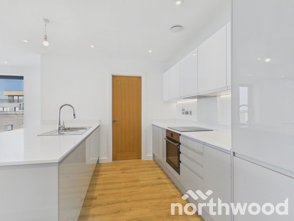 Additional image 7 of 3 bed flat for saleVictoria Road, Town Centre, Ashford TN23