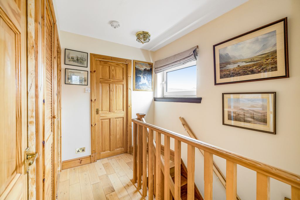 Additional image 15 of 3 bed semi-detached house for sale6 Threipmuir Place, Balerno, Edinburgh EH14
