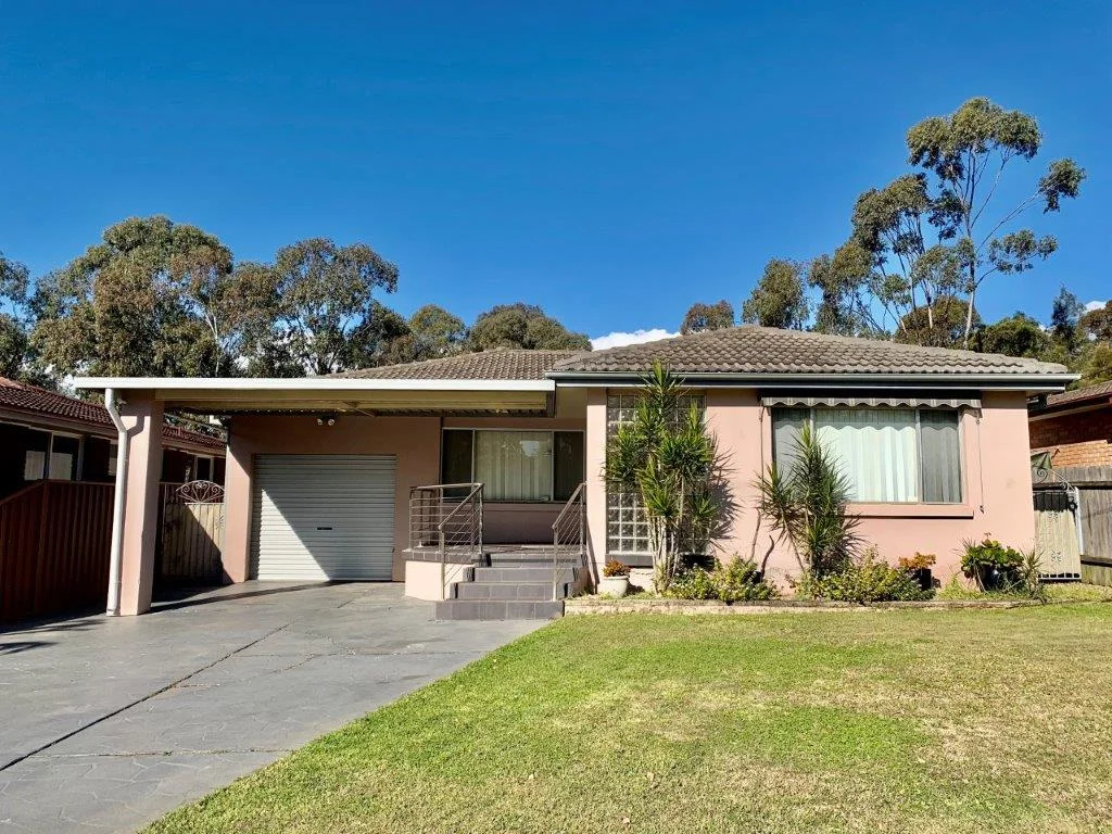 27 Foveaux Avenue, Lurnea NSW 2170