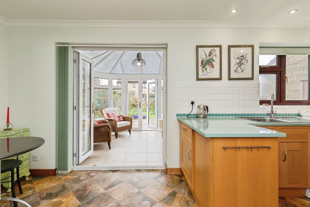 Additional image 7 of 3 bed detached house for saleVayre Close, Chipping Sodbury, Bristol BS37