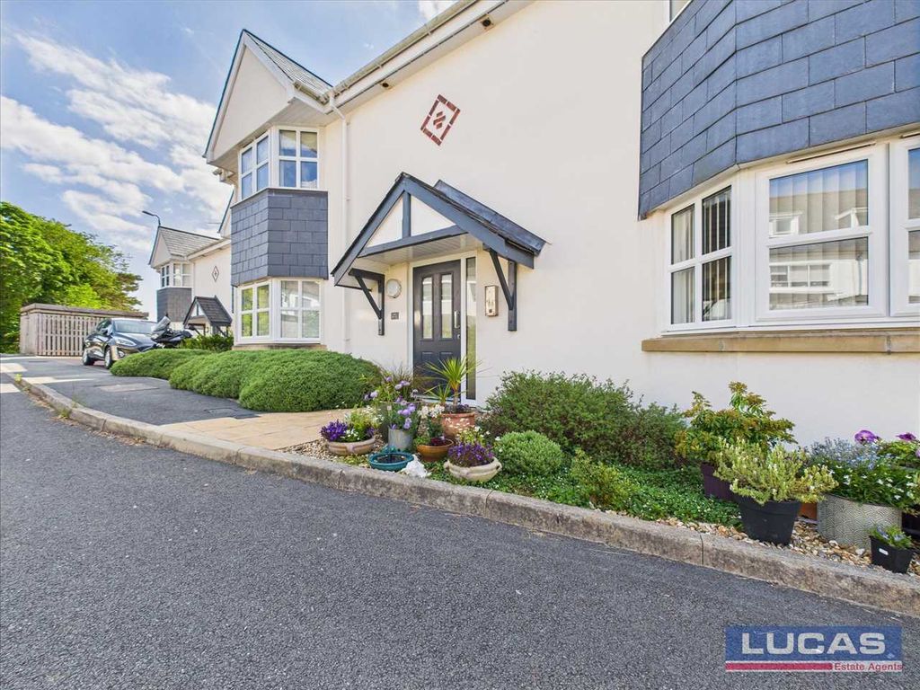 1 bed flat for saleLlys Adda, Penrhosgarnedd, Bangor LL57