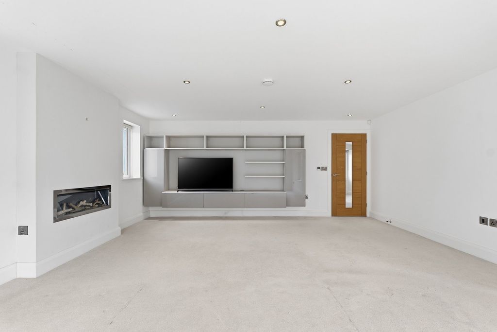 Additional image 4 of 4 bed detached house for saleChurch Street, Shirland, Alfreton DE55