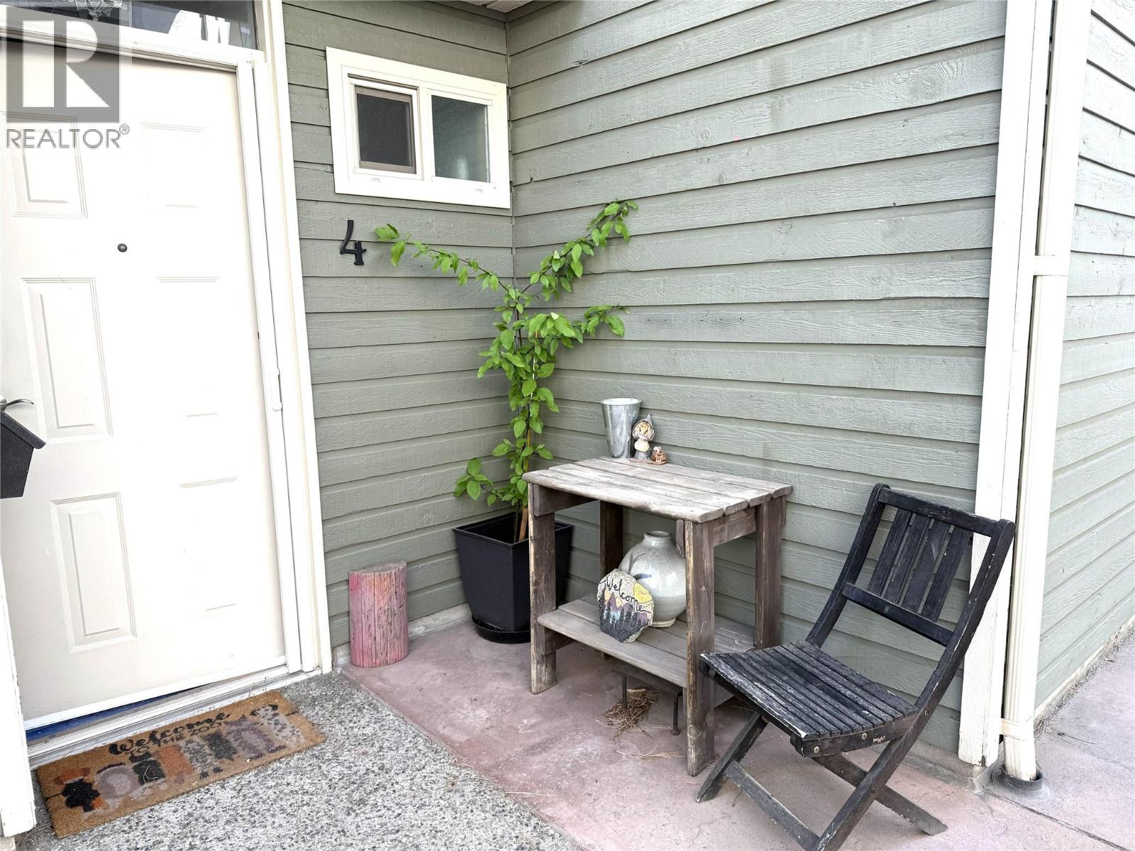 145 NICOLA Street Unit# 4
