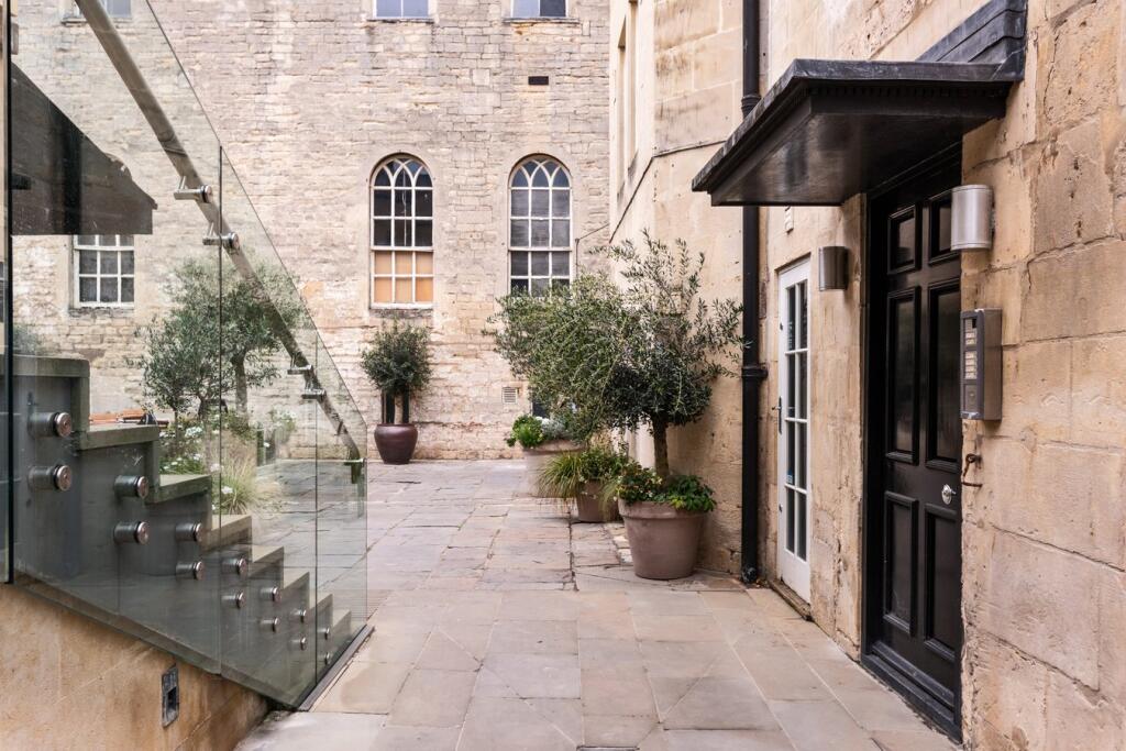 Milsom Place, Bath, BA1