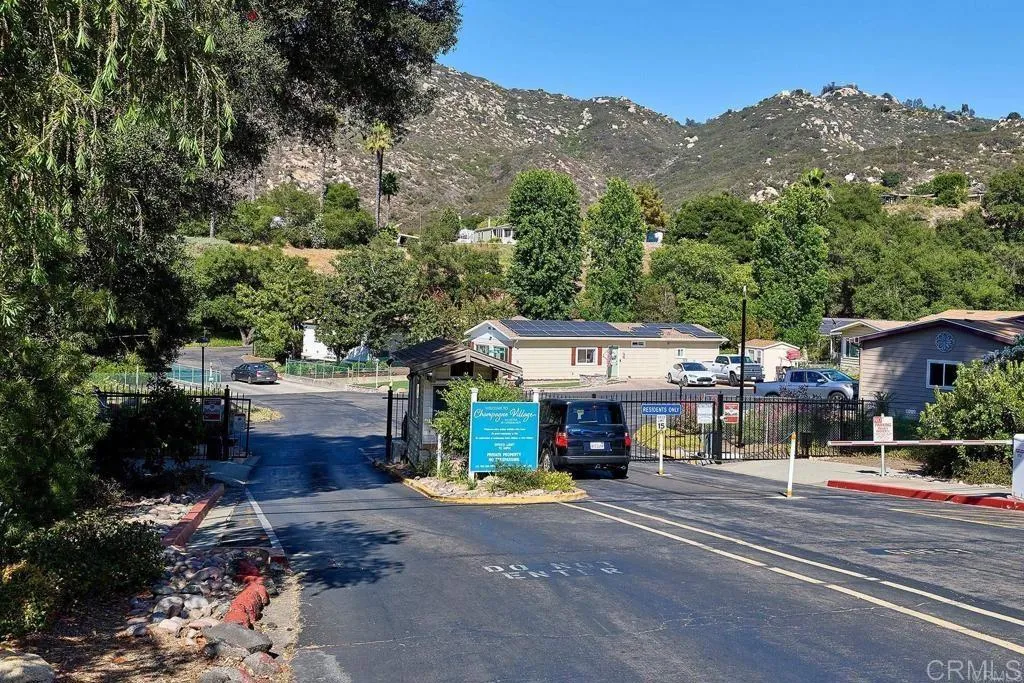 8975 Lawrence Welk Drive Unit 446, Escondido, CA 92026