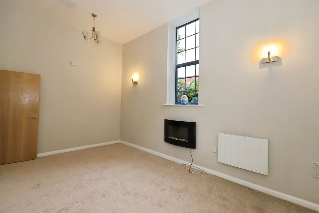 Additional image 9 of 2 bed flat for saleCastle Road, Kidderminster DY11