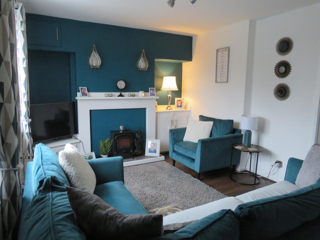 Hollydale Road photo 3