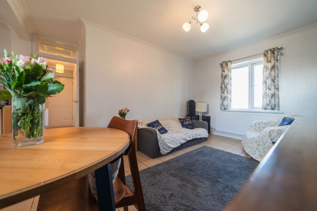 Additional image 7 of 2 bed flat for saleStacey Court, Roath CF24