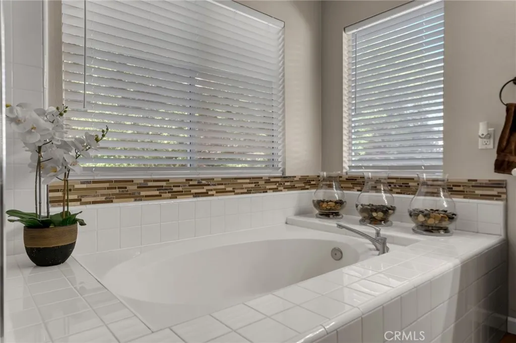 Additional image 41 of 40071 Via Espana, Murrieta, CA 92562