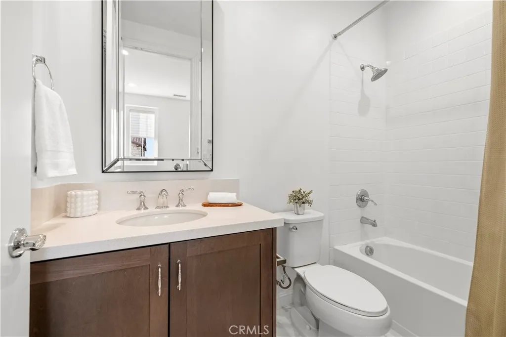 Additional image 111 of 20657 Walnut Circle, Porter Ranch, CA 91326