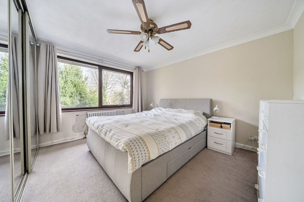 Additional image 14 of 5 bed detached house for saleHavant Road, Emsworth PO10