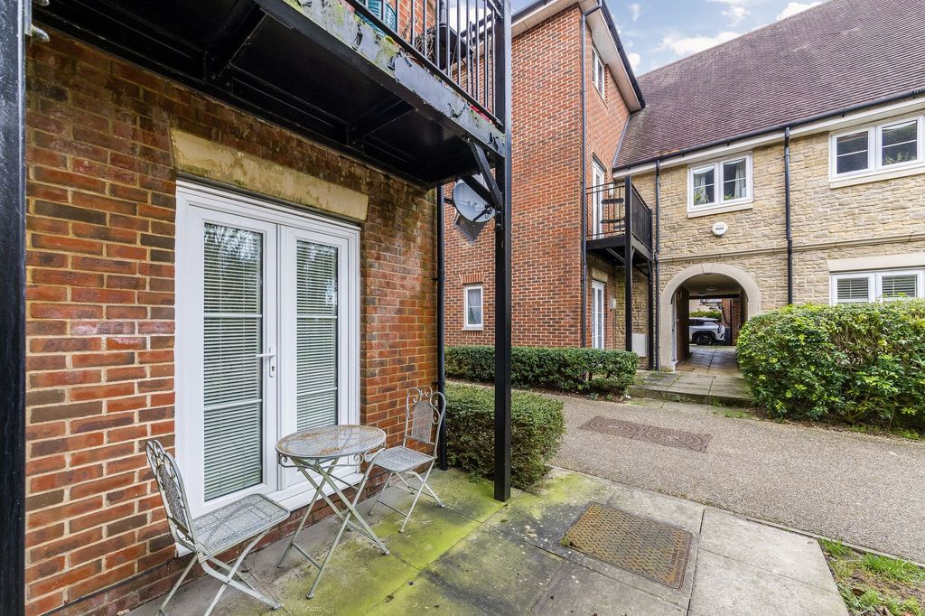 Additional image 16 of 1 bed flat for saleThames View, Abingdon OX14