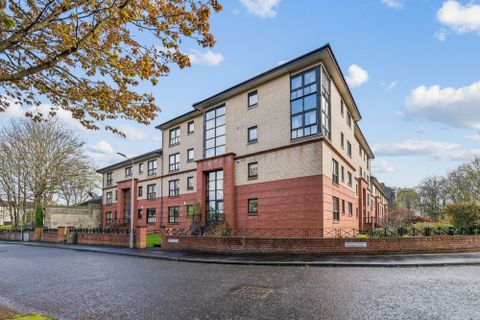 9 Auldburn Place, Flat 3/1, Pollokshaws, Glasgow G43