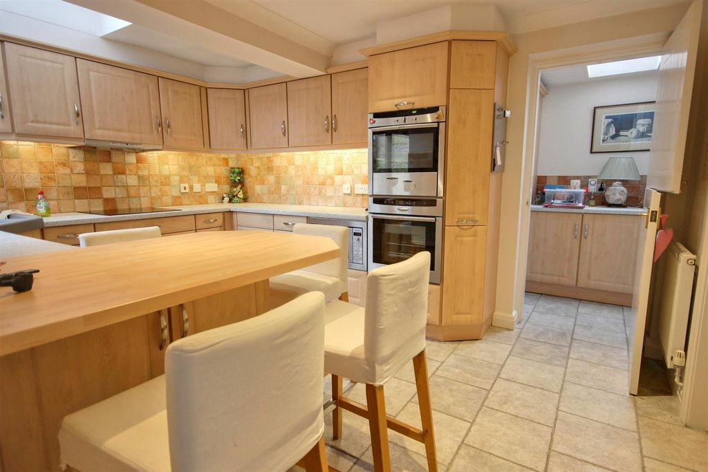 Additional image 3 of 3 bed detached house for saleNewbegin, Beverley HU17