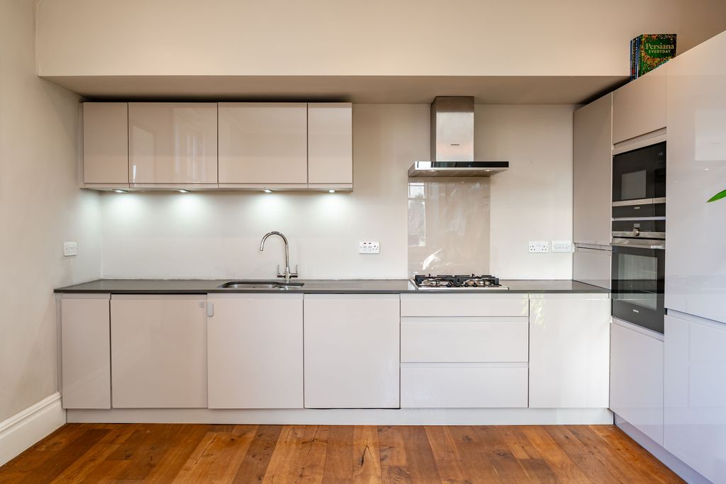 Additional image 5 of 2 bed flat for sale432/3 Lanark Road, Colinton, Edinburgh EH13