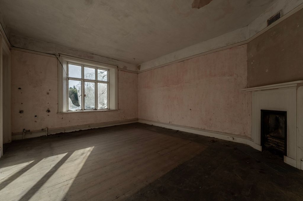 Additional image 6 of 8 bed property for saleEllingham Road, Attleborough NR17